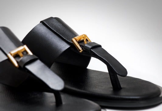 RUKI Slippers - Black